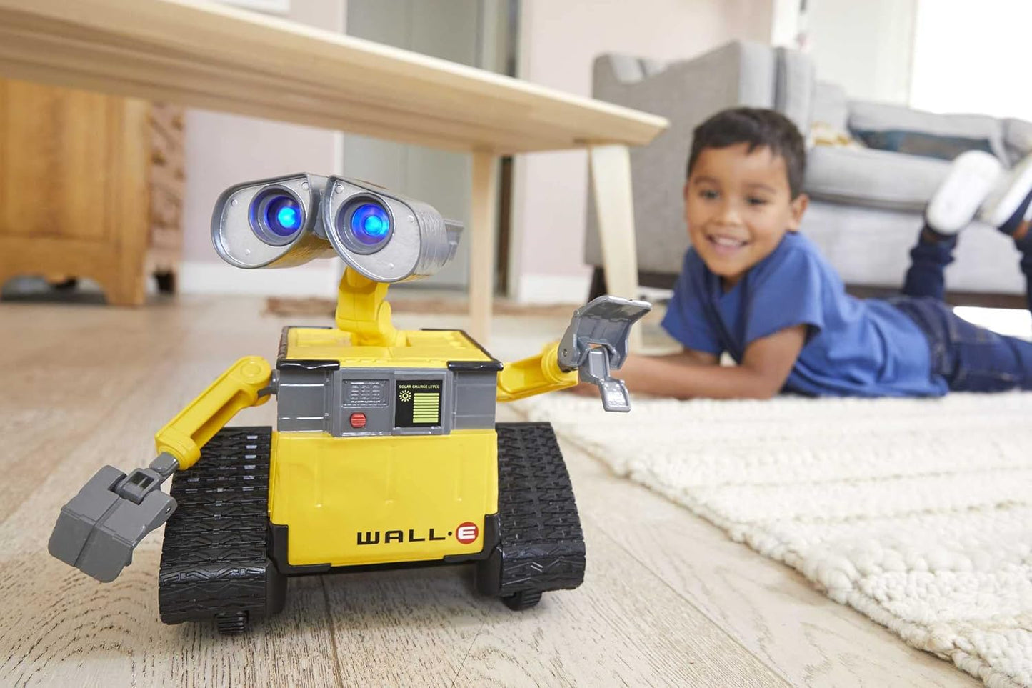 Disney Pixar WALL-E RC Robot Toy with 20+ Lights & Sounds, Hello WALL-E Action Figure & Remote Control (Amazon Exclusive)